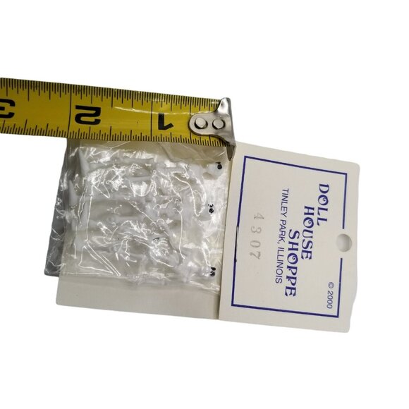 Dollhouse Miniature Halloween Skeleton Pack Doll House Shoppe Bones Spooky Bone - Picture 4 of 4